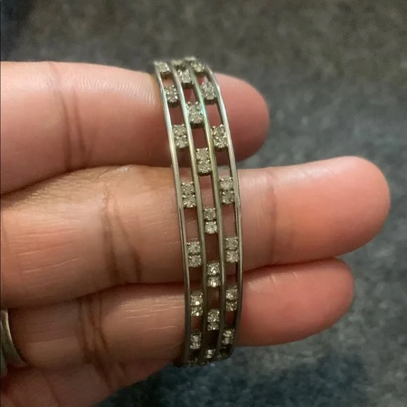 Bangle with Rhinestone - Picture 1 of 3